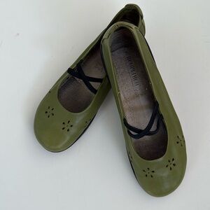 Arcopedico green leather ballet flats 41